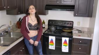 Pants Pissing Desperation in the Kitchen - January 28, 2022