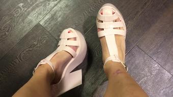 Trying HIIIIIGH heels
