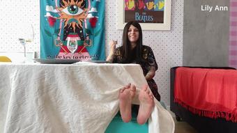 Date Has A Foot Fetish Joi