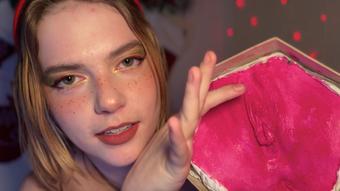 Elf Paints Pussy Mould