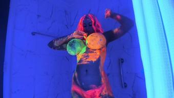 033 The Light Show_Katy Ann_1080P
