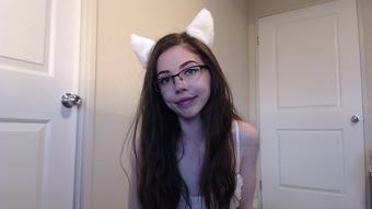 White kitty butt - Jul 14, 2016