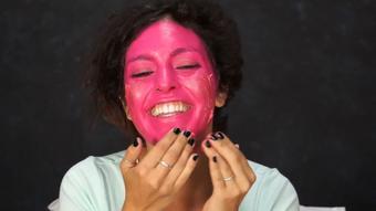 Rae's Lipstick-smoking-frosting Messy 01