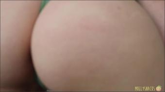 Mollysnacks Sniff Mommys Big Ass