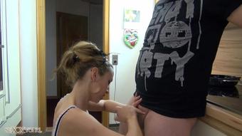 Sexxygirl - Kontrollverlust Beim Blowjob!