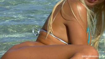 2009-09-10 [Bikini-Pleasure] Wet Blondes 1