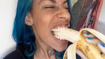 Fetish eating - October 31, 2020