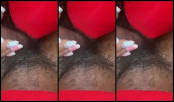 EBONY SUCKS PRETTY THICK DICK IN LEG LOCK!!!