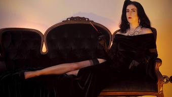 To Be A Cuckold Of A Divine Lady