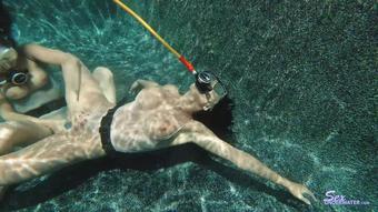 [Sexunderwater.Com] Crystal Rush, Spencer Bradley Hooka Honeys Pt.2 09.29.2019