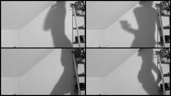 Xminakali 18 07 2020 554669486 Par Le Trou De La Serrure Tu M X27 Observes