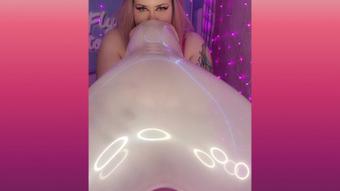 Goth kitten overinflates heart balloon - December 01, 2021