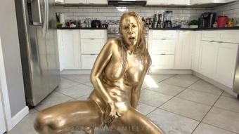 Amiee Cambridge Cum For My Gold Covered Body