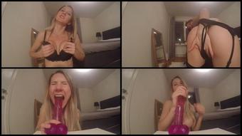 Dildo Fucking