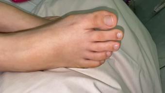 BALL SUCKING FOOT STARING - October 10, 2023
