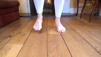 Ariel Anderssen Barefoot Stamping