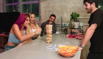 Roxie Sinner, Callie Brooks (New Relation-Tits Energy)