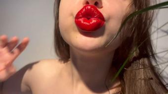 kisses to you - Sep 23, 2022