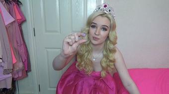 Bitchy Prom Queen Gives You SPH