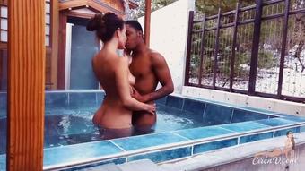 Ciren Verde Taking Black Cock In The Jacuzzi