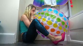 BEACH BALL Blow-Up