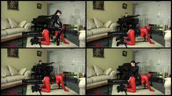 The Rubberdoll On The Fucking Machine
