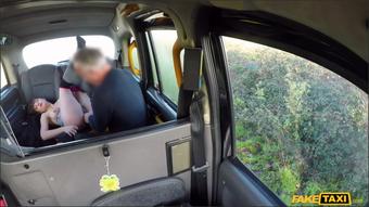 Faketaxi Luna Rival 1080P