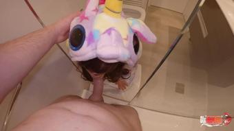 Step sister doesn't mind blowjob in the shower for her stepbrother