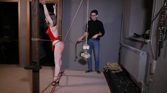 Alice get whipped in predicament bondage - April 01, 2022