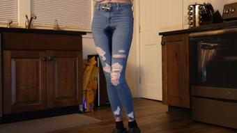 Locked Jeans Wetting - Mar 28, 2022