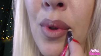 LIPSTICK APPLICATION LIP FETISH