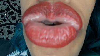 smokey kiss and lick - July 06, 2021