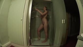Ariel Anderssen Simply Showering