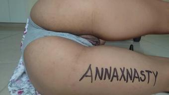 Sexy Asian Masturbate her Pussy CLOSEUP