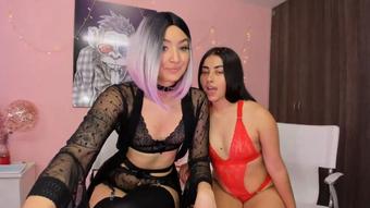 2 Sexy girl doing blowjob