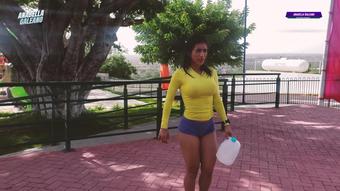 abs con botella de agua