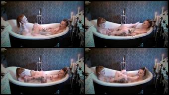 Piggy Mouth Bathtime Foot Rub