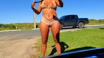 MICRO SHORTS CAMELTOE SHOWING PUSSY