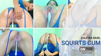 SQUIRTS CUM PLAY