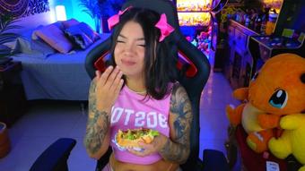 Enjoying a Nice Burger Im so Happy - May 31, 2025