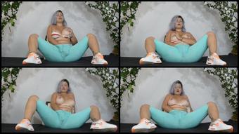Ashleygrey Squirting All Over My Pants Manyvids