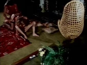Se116 - Hot Tub Hot Lips (Eileen Welles)