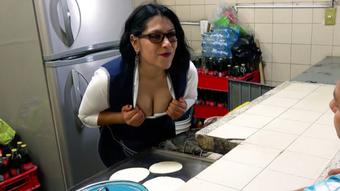 Taco Girl Lilith Lerage - November 09, 2020