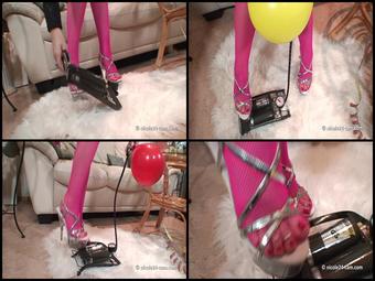 02 13 2009 Balloon Pumping In Stockings   High Heels