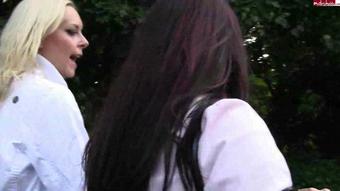 Aische-Pervers - Upskirt Schlampen Und Public Piss