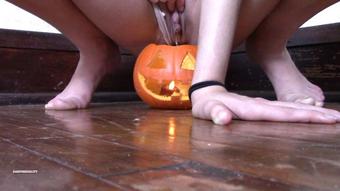 The wetting of the GREAT PUMPKIN