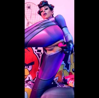 45 - Widowmaker Anal Snap Vid