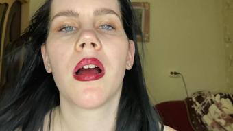Giantess Anna Caught You 4K