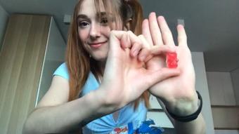 Eating small jellies - Sep 29, 2022