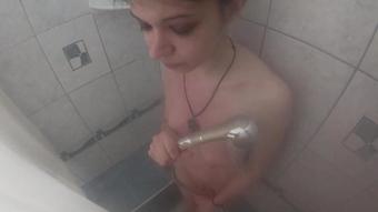 Backstage of the new bathtub video